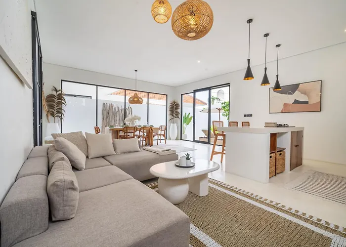 White Manta - Tropical Family Retreat With Pool&outdoor Lounge Uluwatu