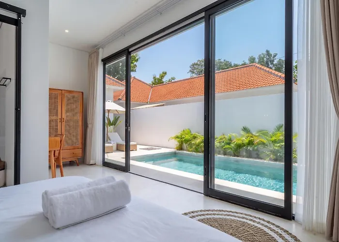 White Manta - Tropical Family Retreat With Pool&outdoor Lounge * Uluwatu